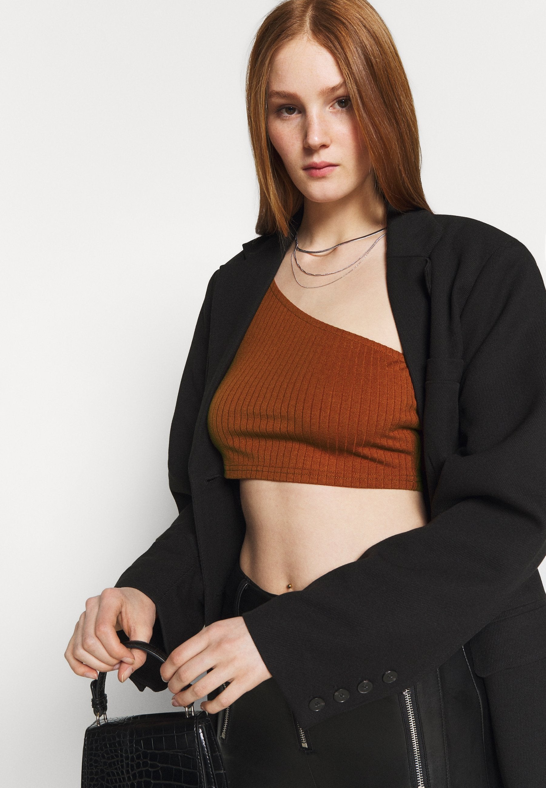 Glamorous CROP ASYMMETRIC ONE SLEEVE 2 PACK