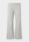 Graue, ausgestellte Hose aus strukturierter Strickware, mit einem elastischen Bund und einer glatten Verarbeitung ohne sichtbare Nähte oder Taschen.