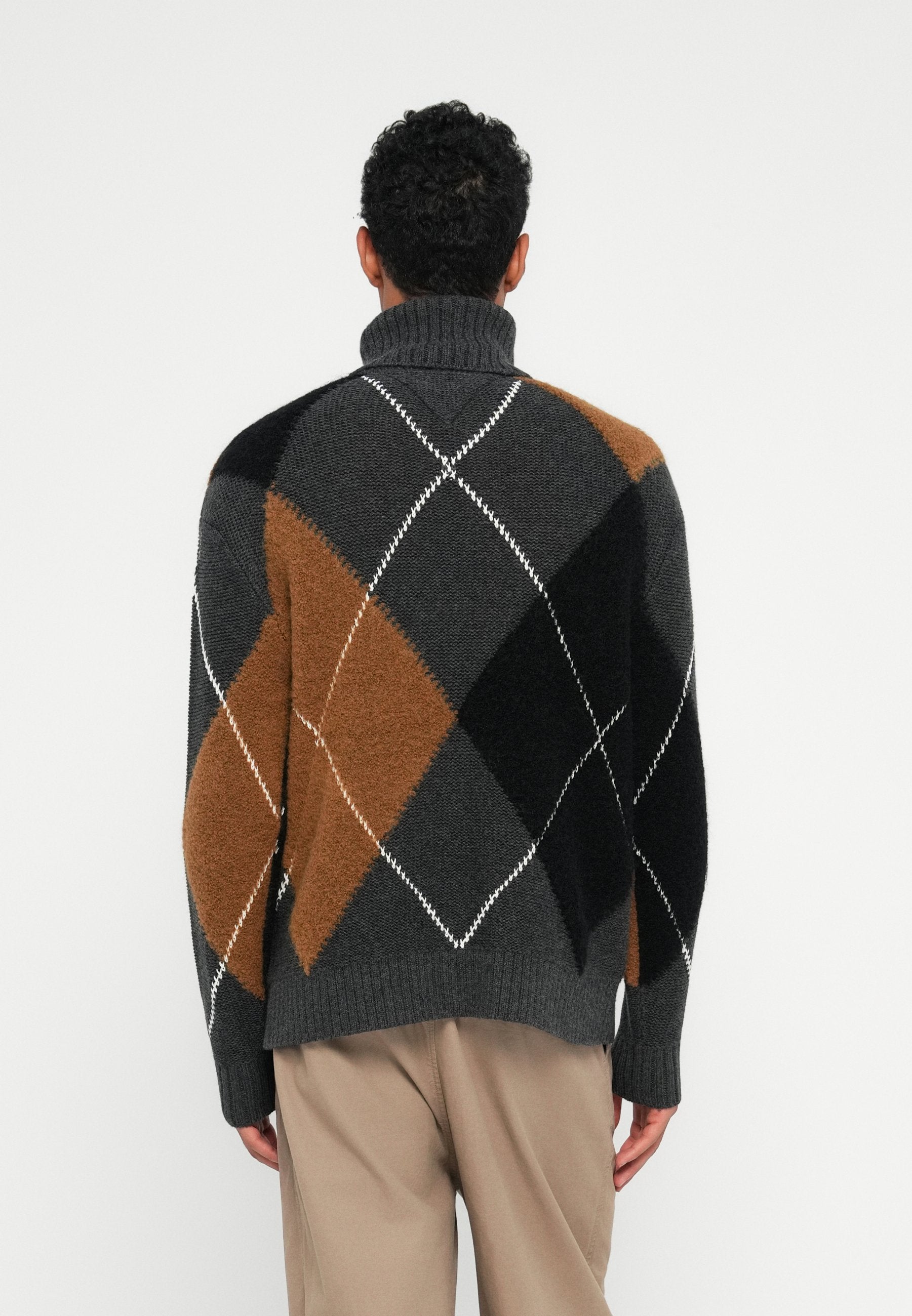 WOOL BLEND ARGYLE ROLL NECK JUMPER Media 4