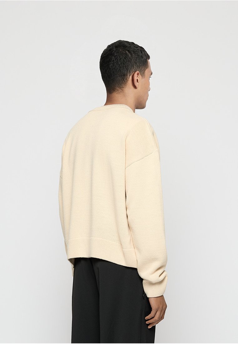 EIGHTYFIVE