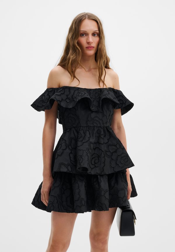 Malina TRACY OFF SHOULDER LACE MINI DRESS