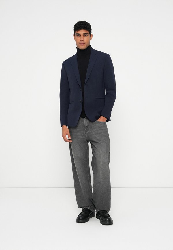Calvin Klein TECH CLASSIC