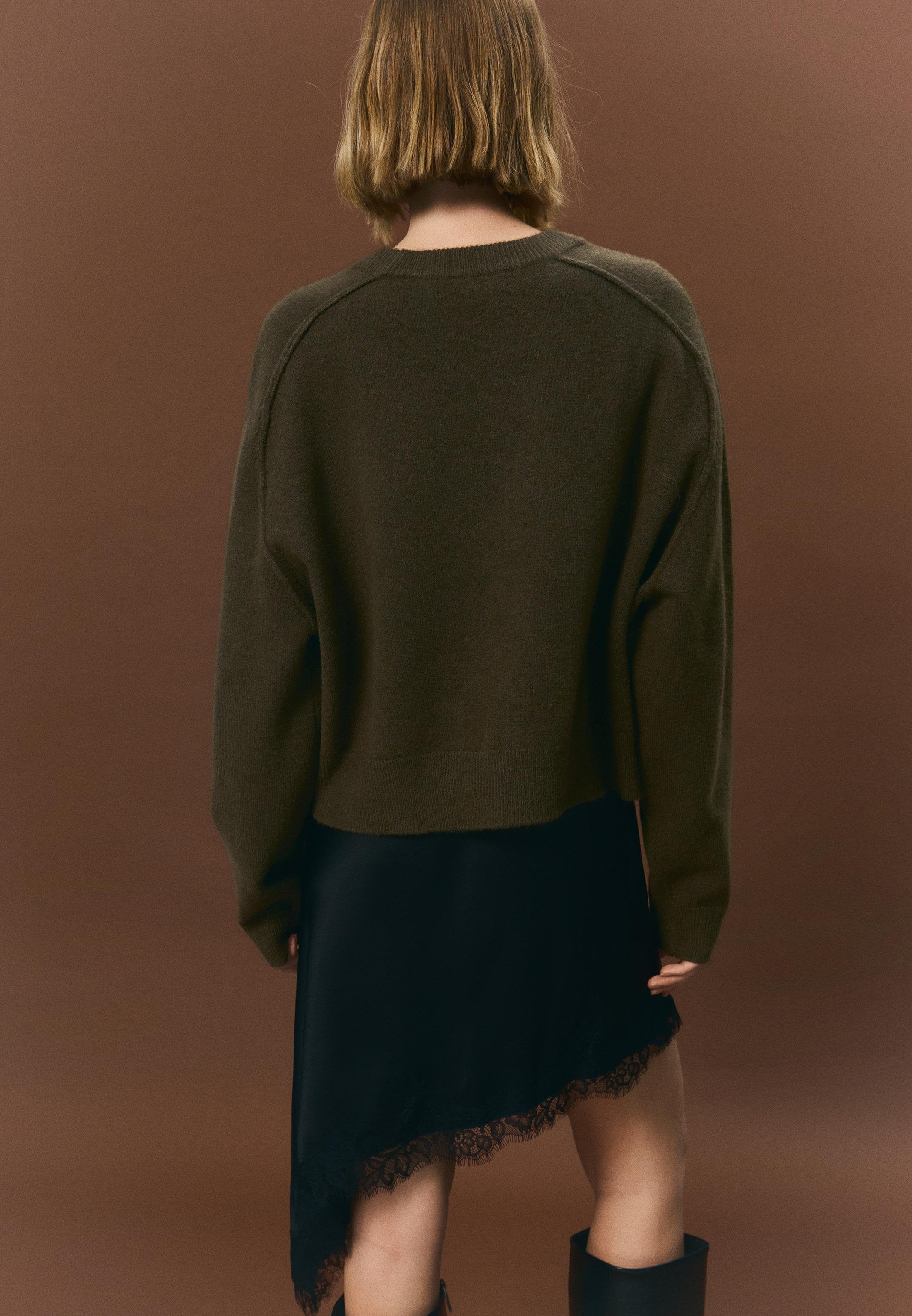 Bershka ROUND NECK