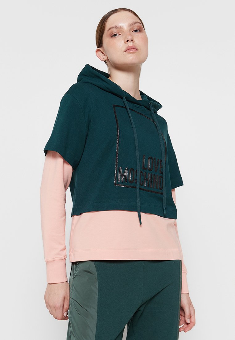 Love Moschino