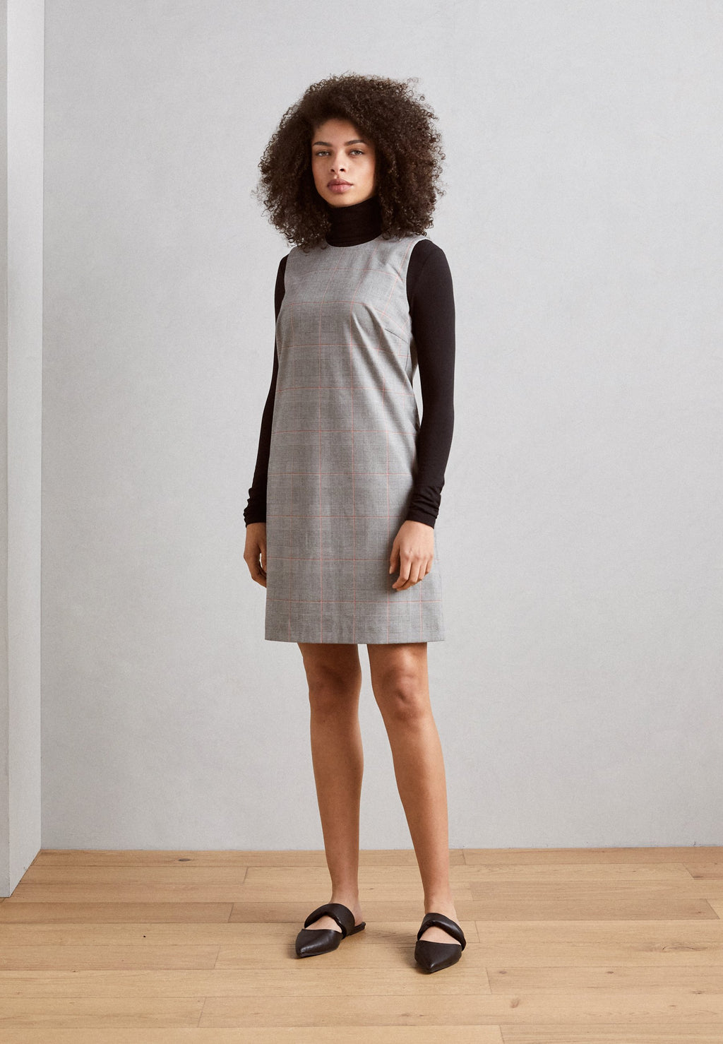 SHIFT DRESS Media 3