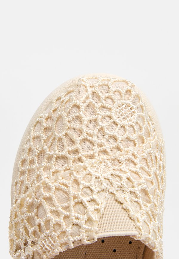 TOMS ALPARGATA CLASSIC