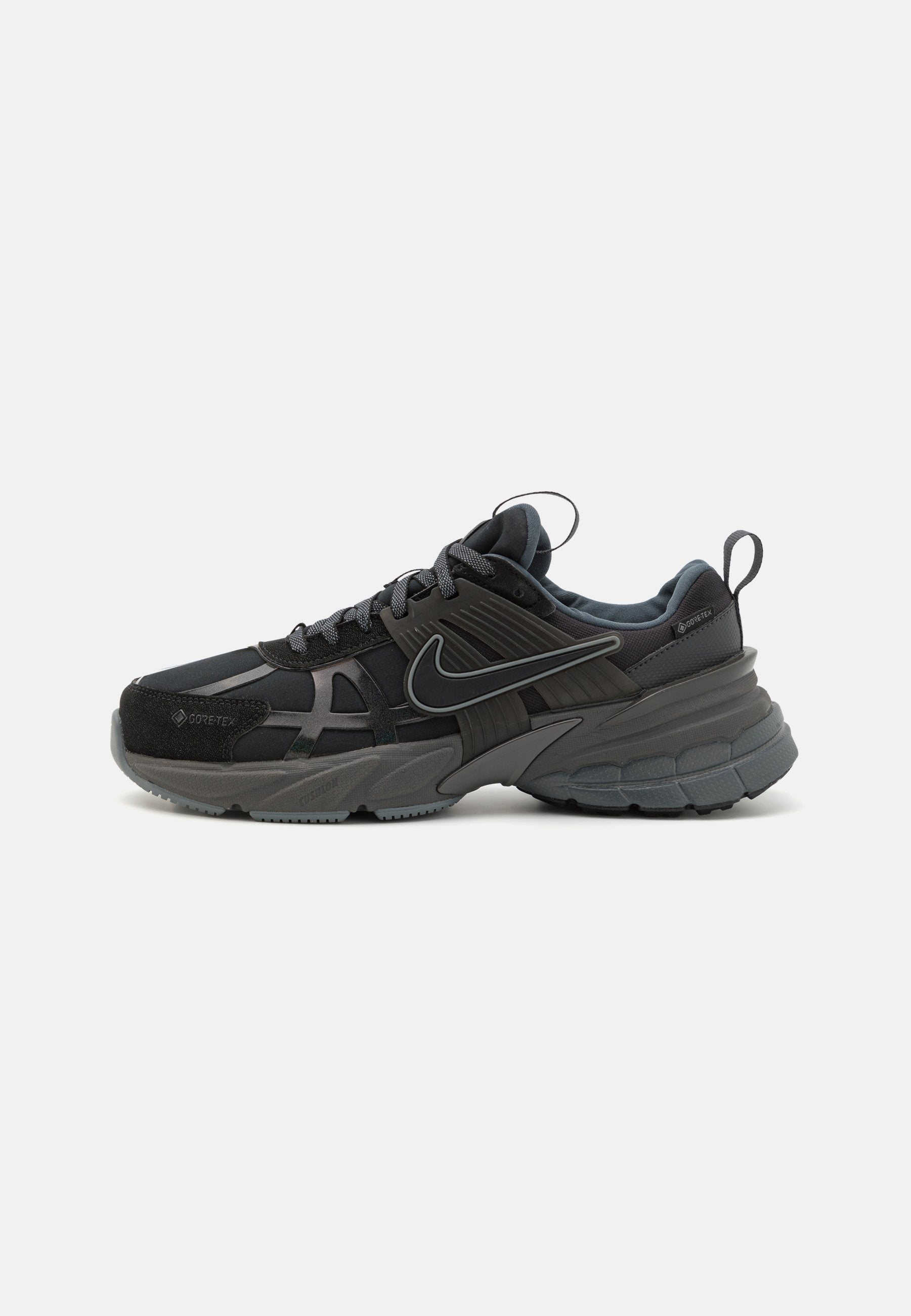 Nike Sportswear V2K RUN GTX