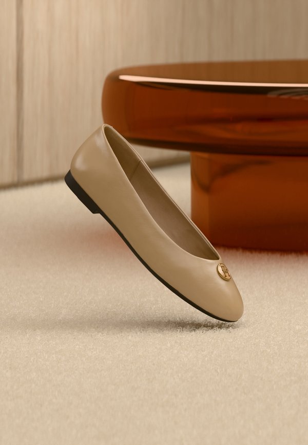 Tommy Hilfiger Ballet pumps - desert