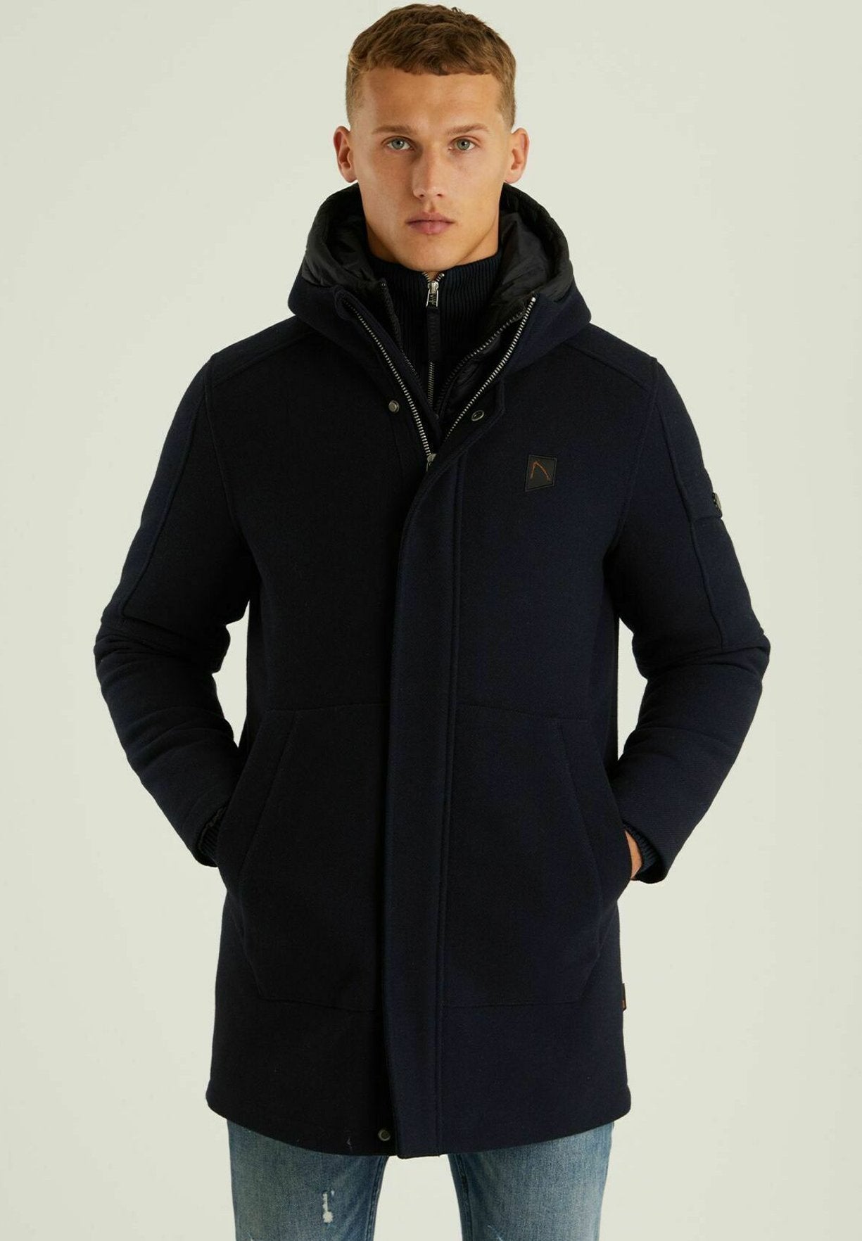 CHASIN' STELLAR WOOL PARKA
