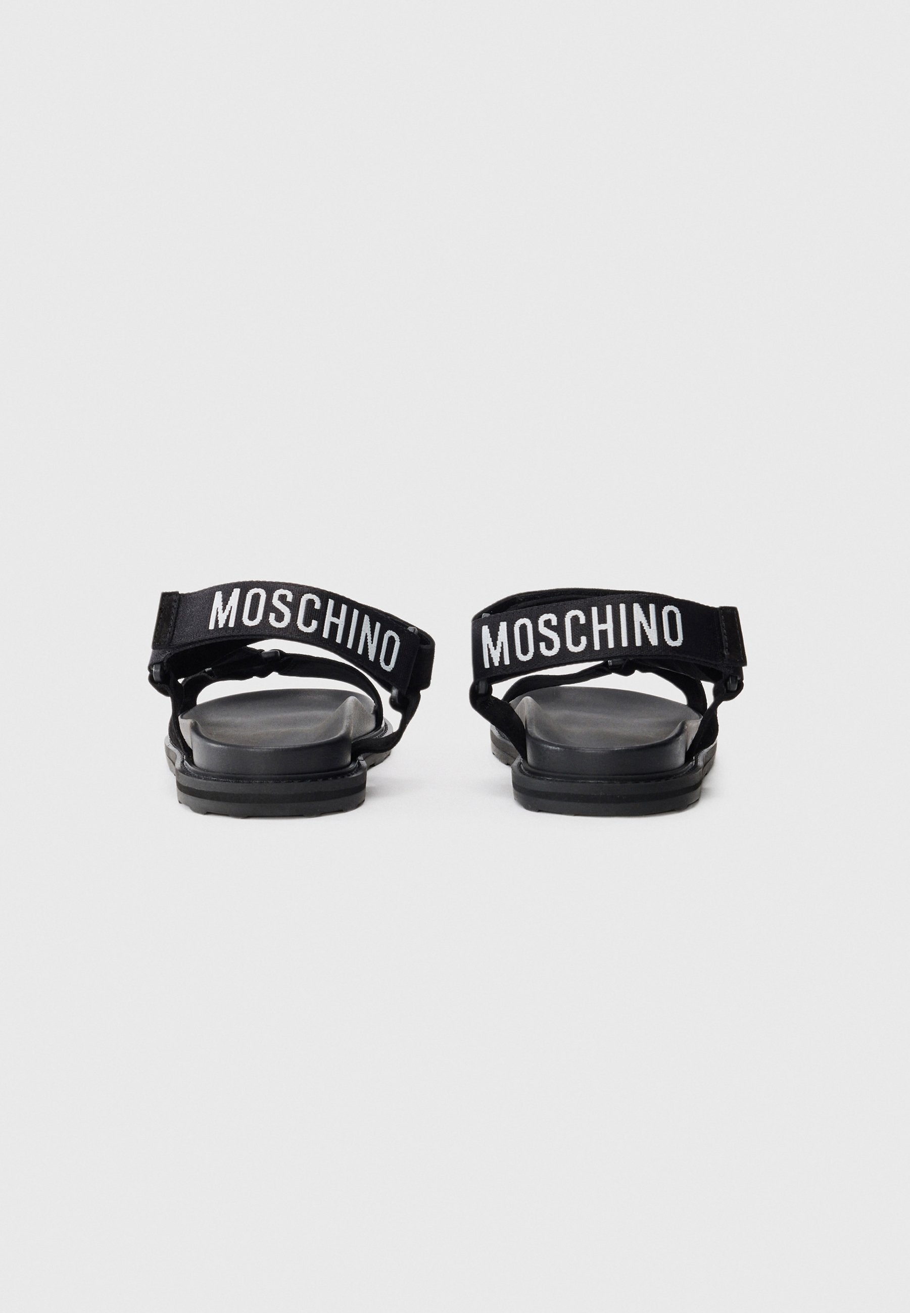 MOSCHINO
