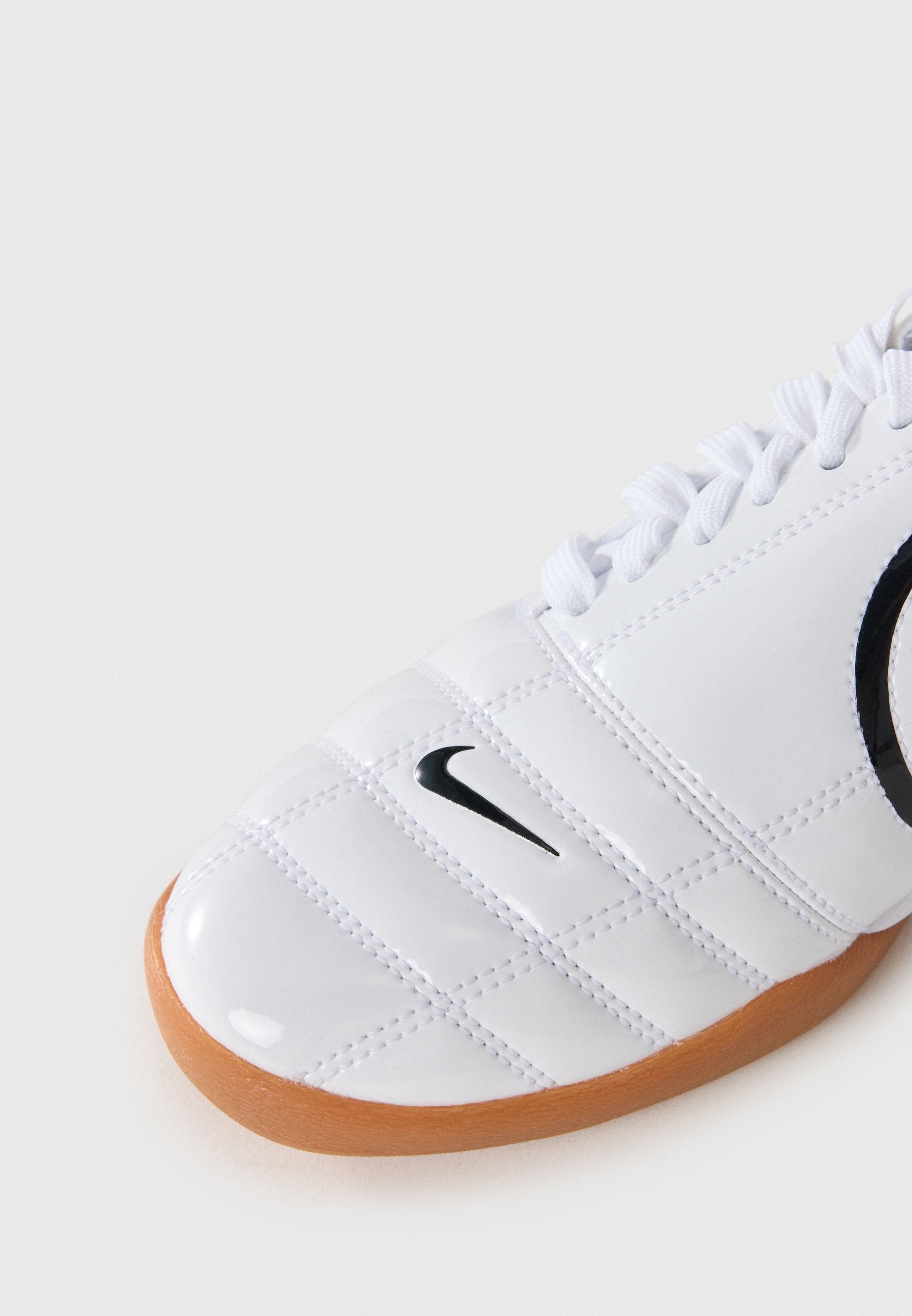 Nike Sportswear T90