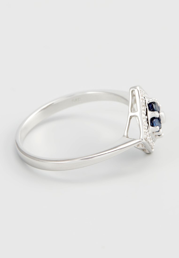 Art Deco 0,039 CT. DIAMOND