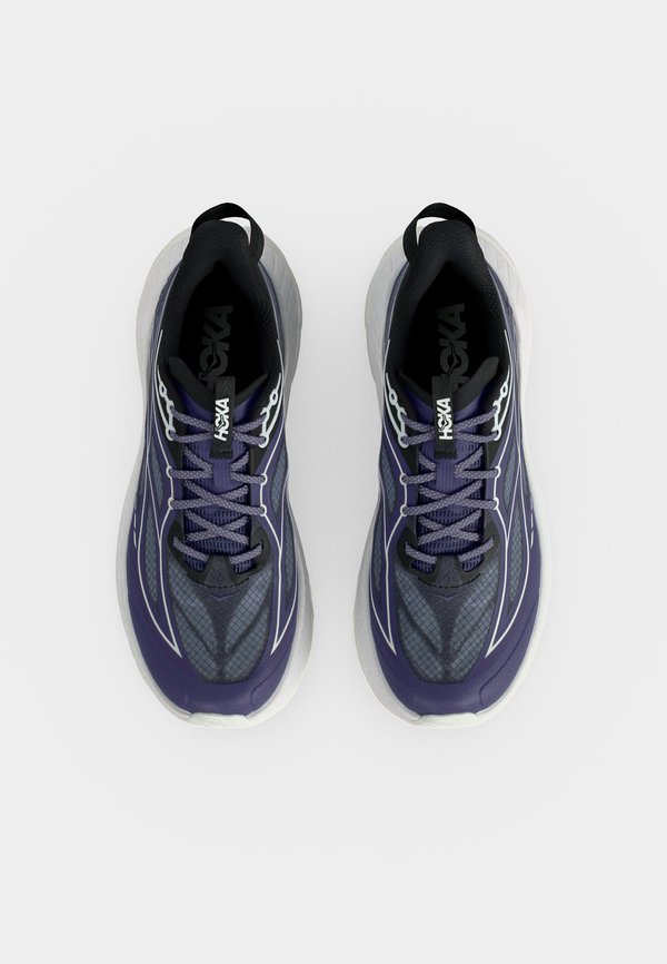 HOKA MACH REMASTERED
