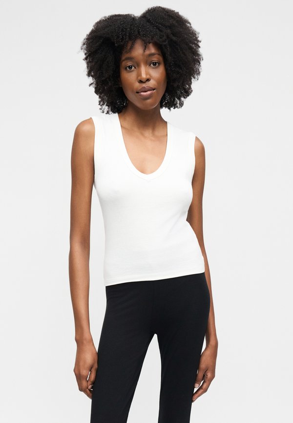 ONLY Tall ONLMILA V NECK 2 PACK