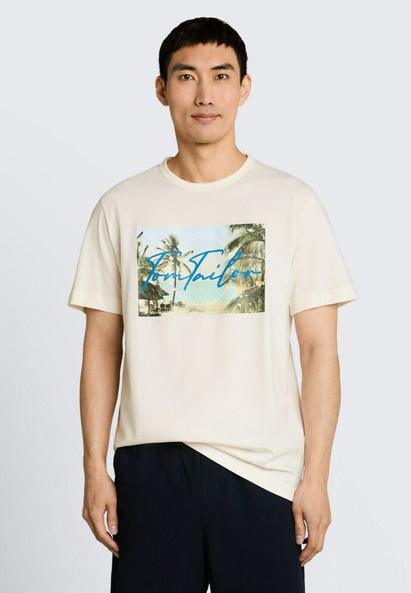 TOM TAILOR TOM TAILOR T-SHIRT T-SHIRT MIT FOTOPRINT - Print T-shirt - gardenia white