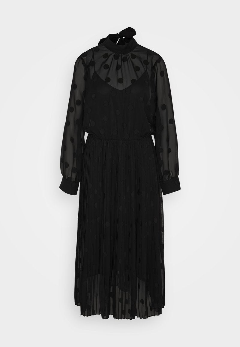 VALENTIN DRESS Media 1