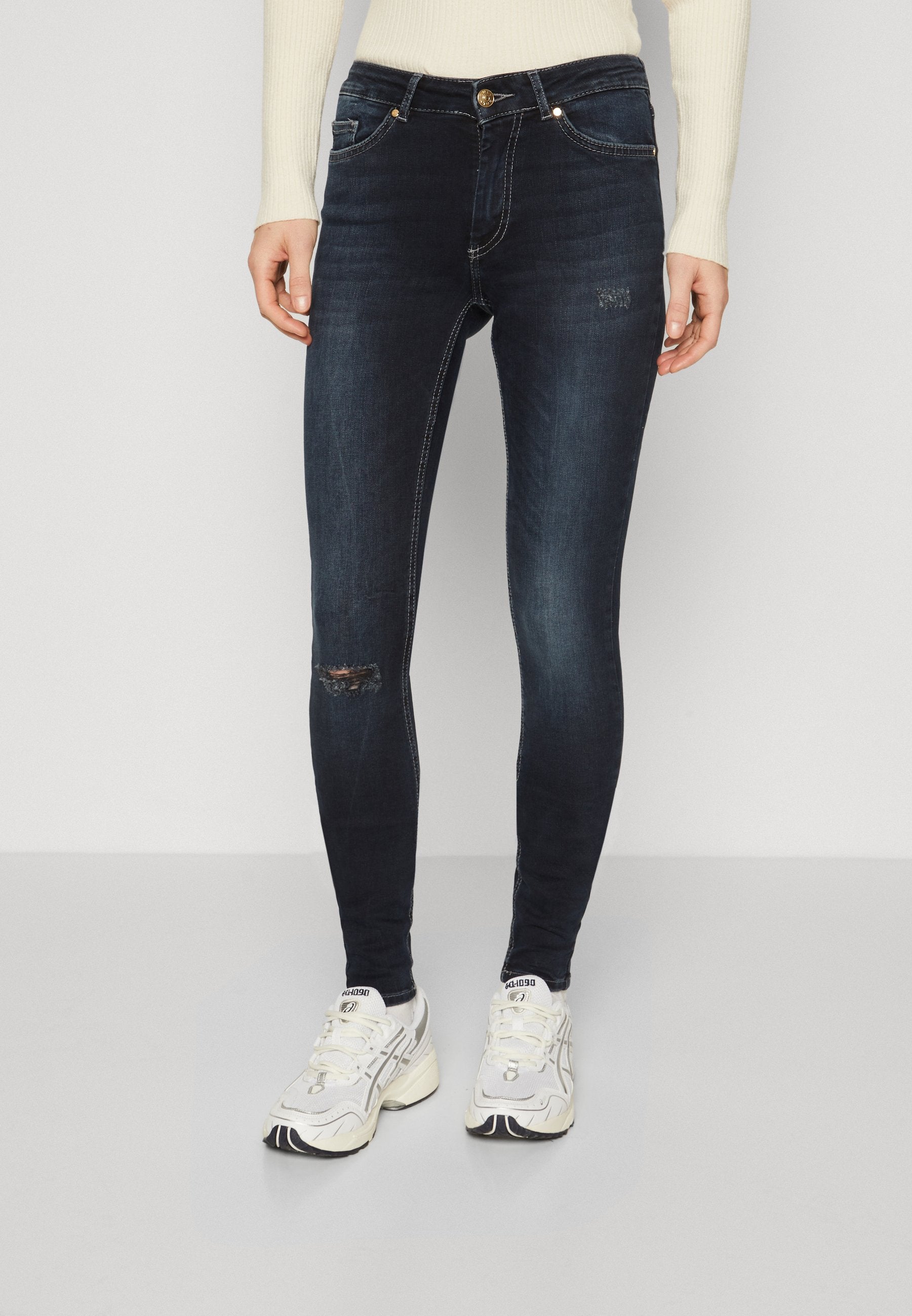 ONLBLUSH MID WAIST Media 3