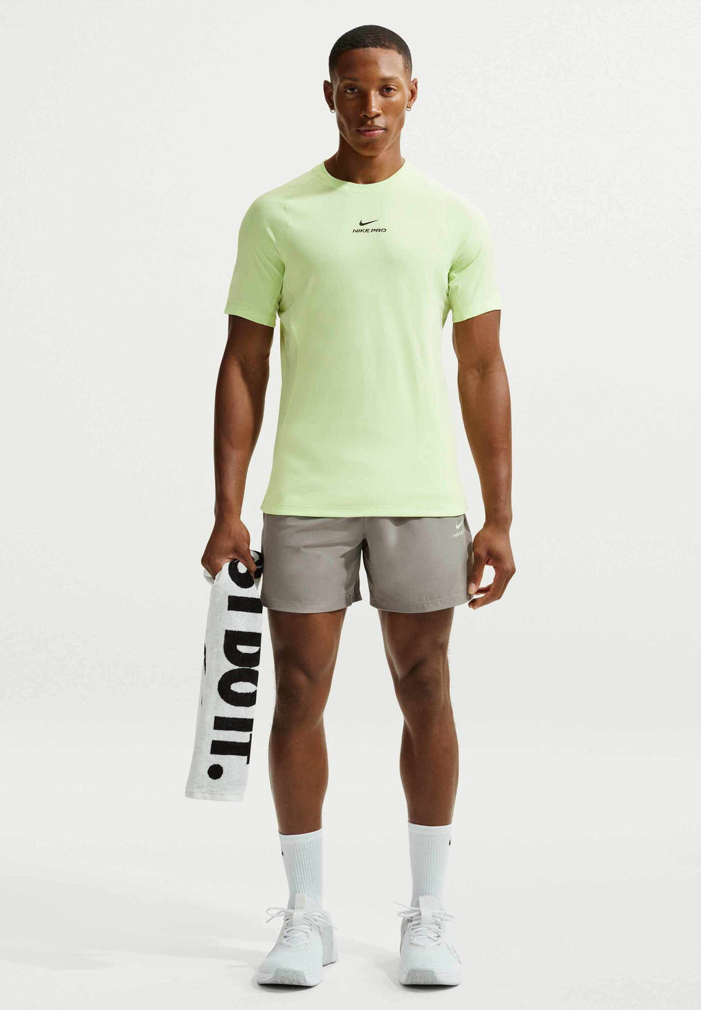 Nike Performance SHORT