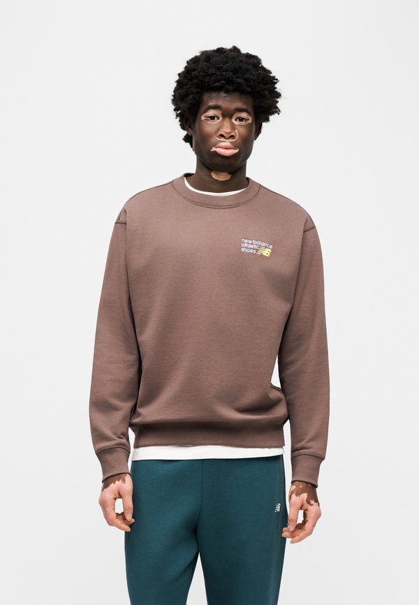 New Balance ATHLETICS PREMIUM LOGO CREW