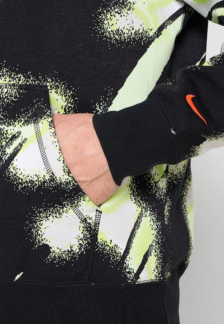 Nike Performance