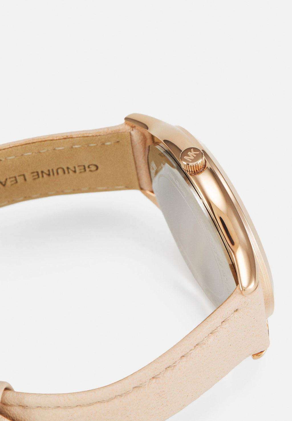 SLIM RUNWAY WATCH Media 4
