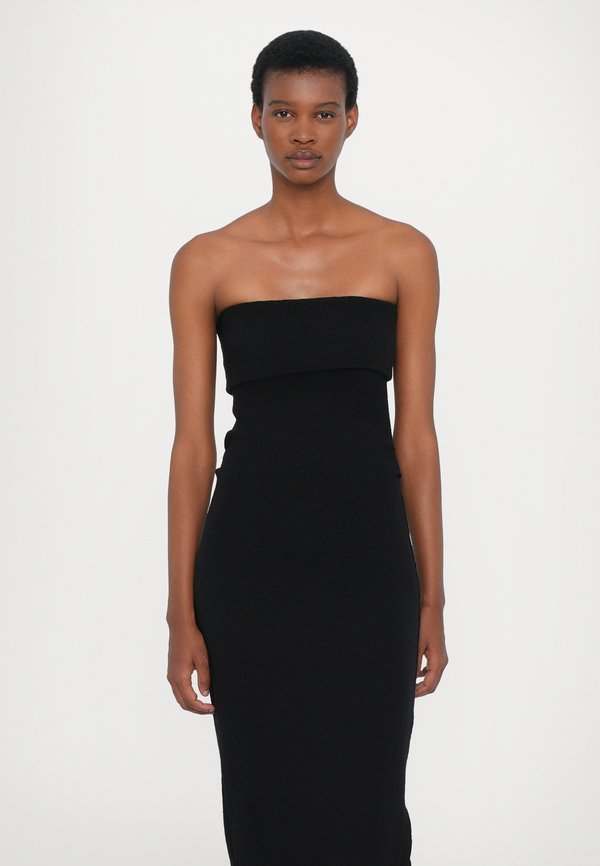 CLOSED BANDEAU DRESS