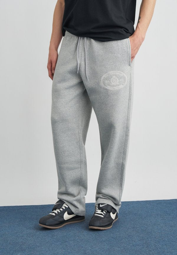 Nike Sportswear CLUB PANT - Tracksuit bottoms - grey heather/smoke grey/sanddrift