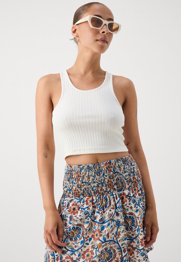 Vero Moda Petite VMSIS SMOCK SHORT SKIRT