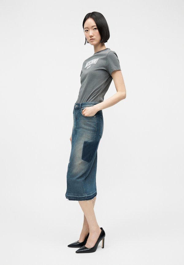 MOSCHINO JEANS