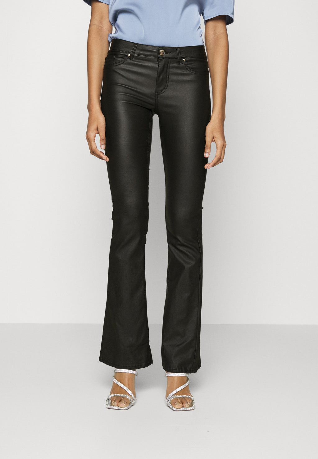 ONLBLUSH MID FLARED PANT  Media 3