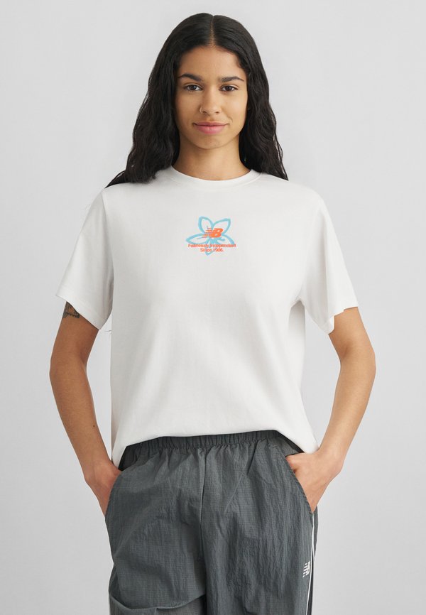 New Balance BOSTON CITY RUN RELAXED - Print T-shirt - white