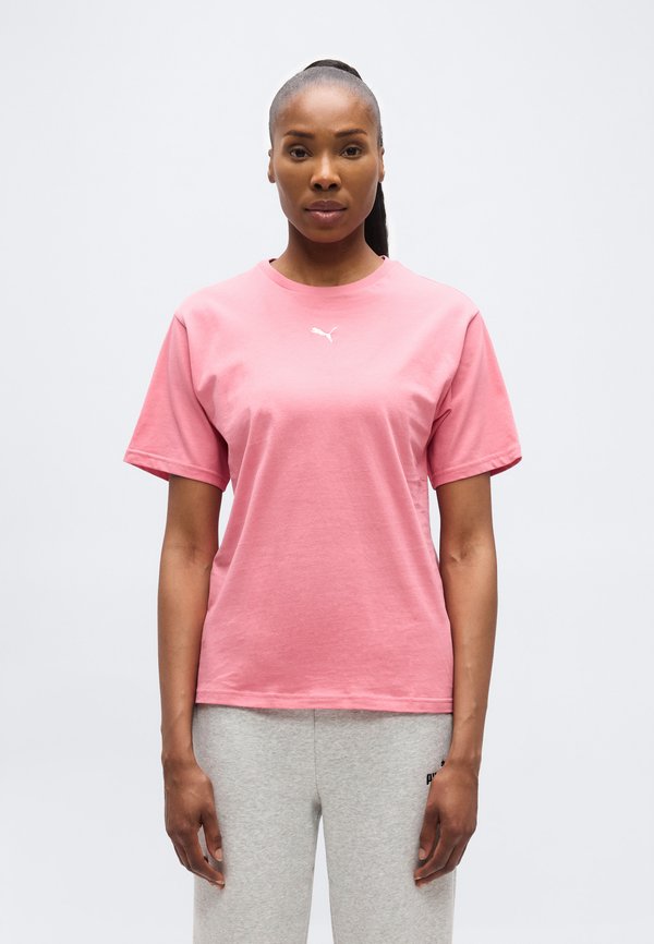 Puma RELAXED FIT - Basic T-shirt - wild pink