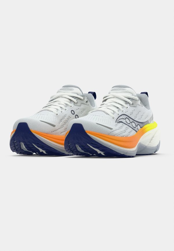 Saucony HURRICANE 25