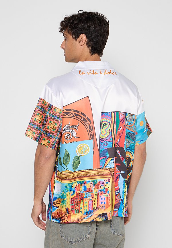 Carlo Colucci OVERSIZED FIT