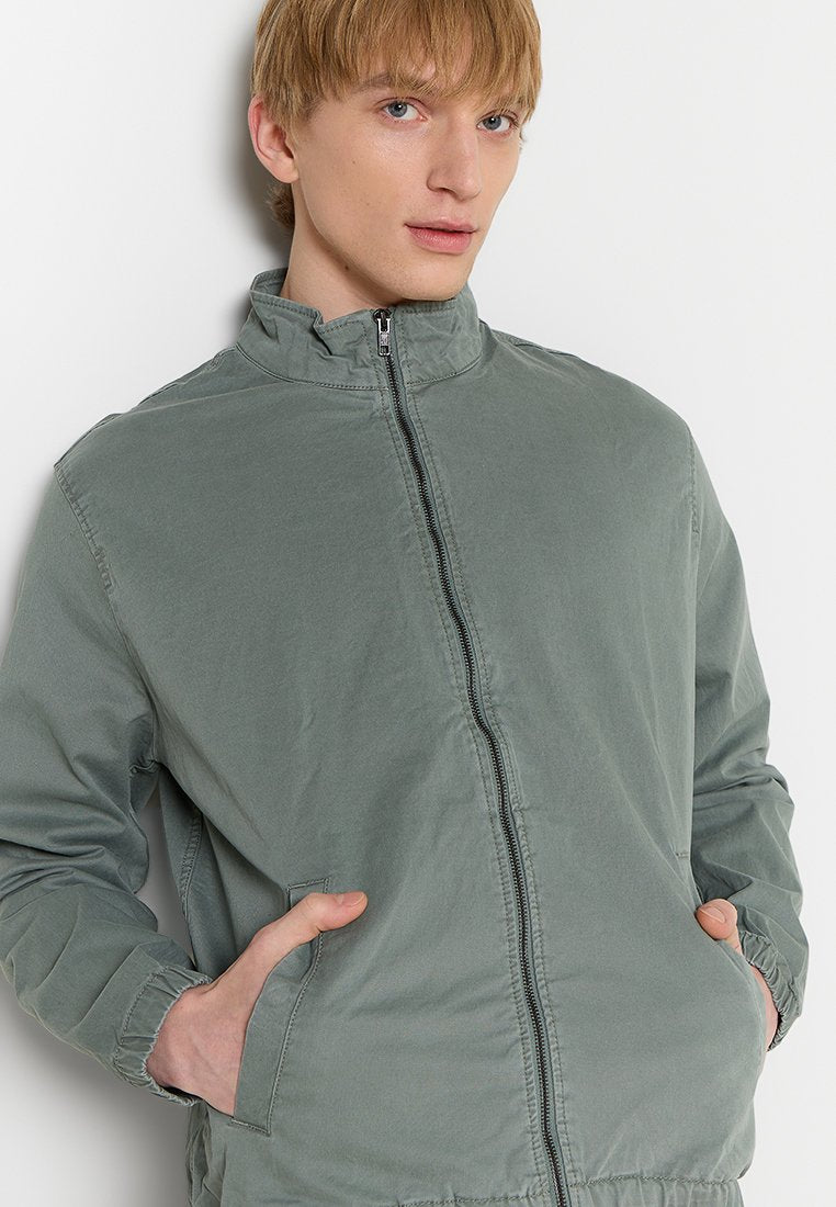 GAP HARRINGTON