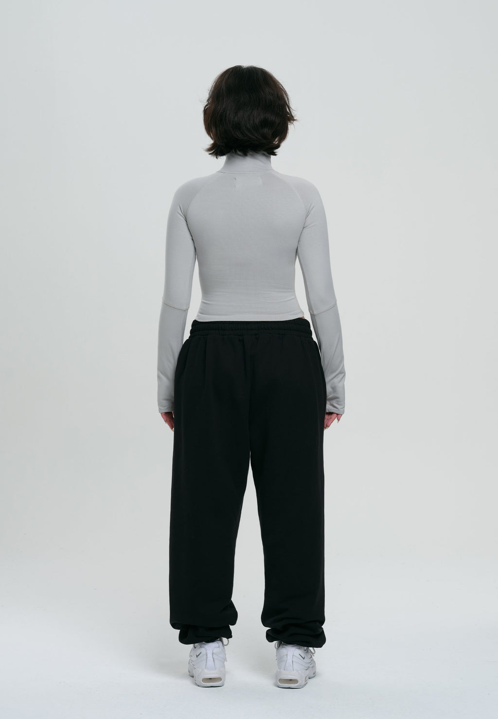 LOW LIGHTS STUDIOS® BASIC HALF ZIP LONG SLEEVE