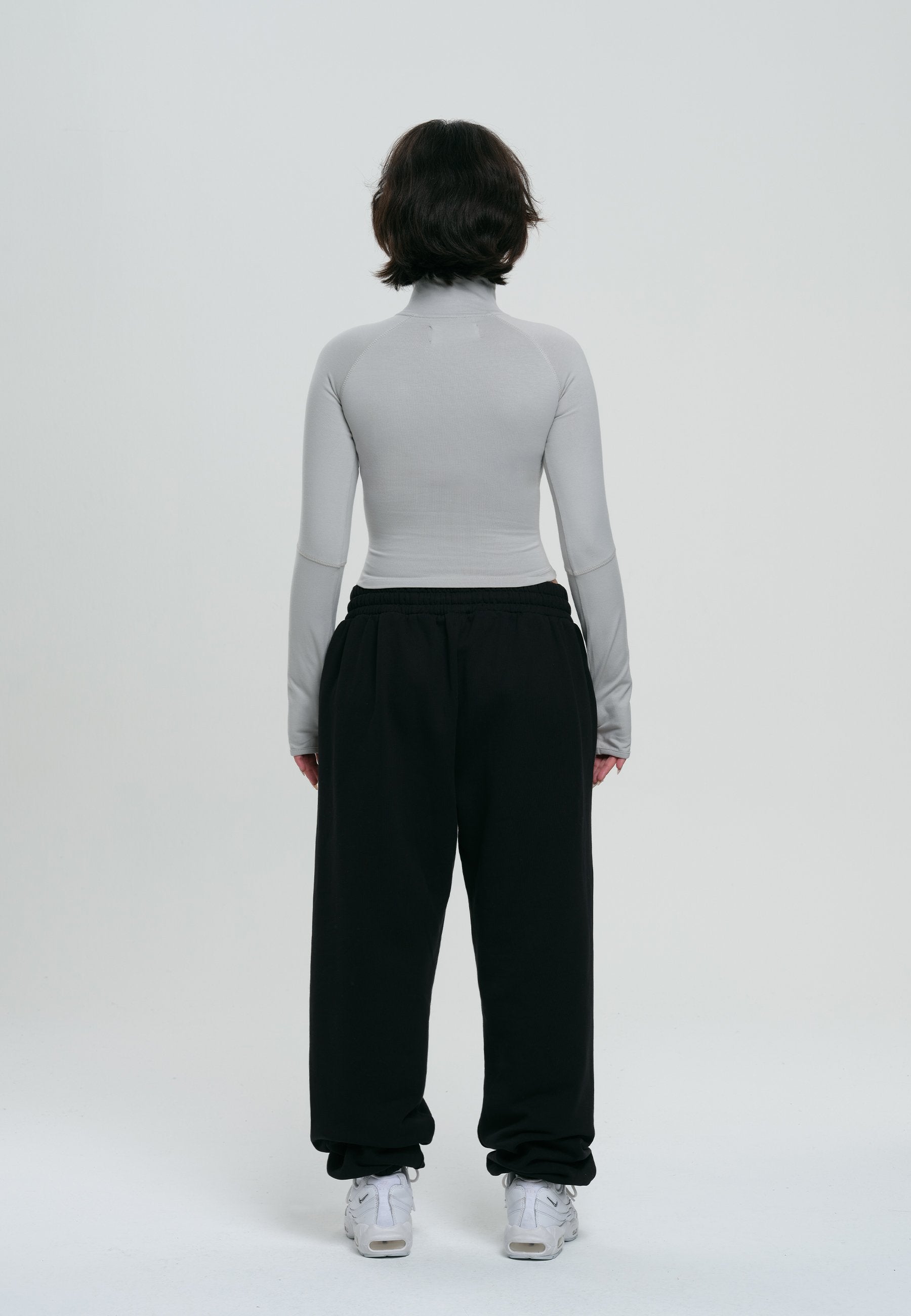 LOW LIGHTS STUDIOS® BASIC HALF ZIP LONG SLEEVE