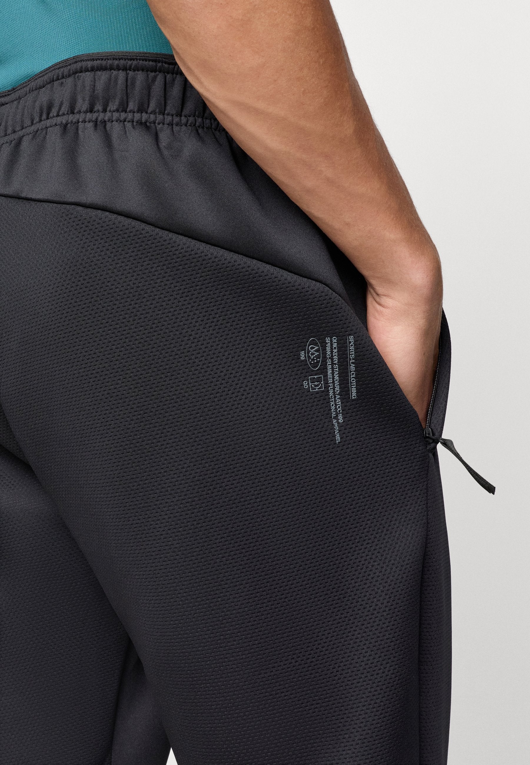 4F TROUSERS FNK
