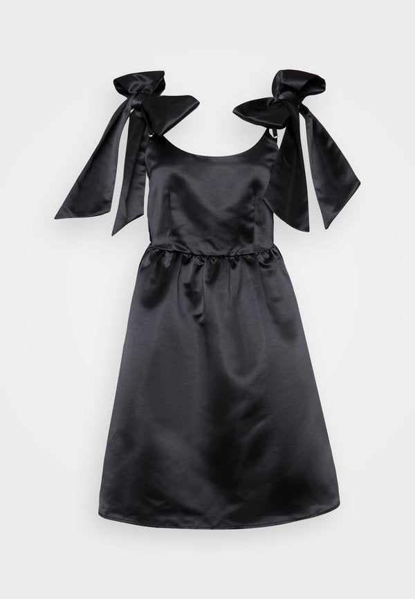 Vero Moda Tall VMRILEY SINGLET BOW SHORT DRESS - Cocktail dress / Party dress - black