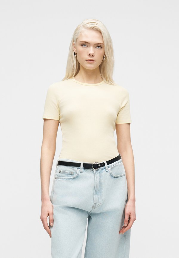 JDY JDYLUCKY S/S O NECK TOP JRS NOOS