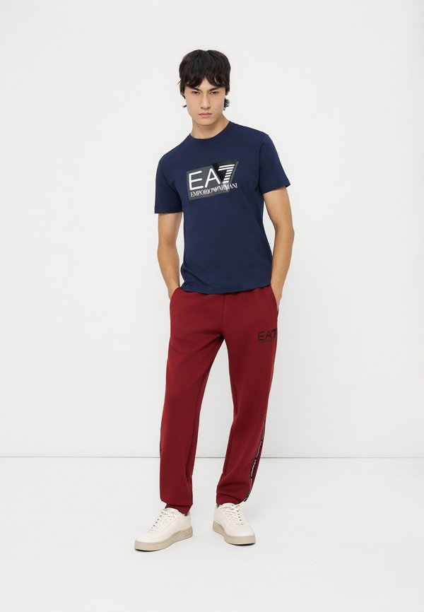 EA7 Emporio Armani