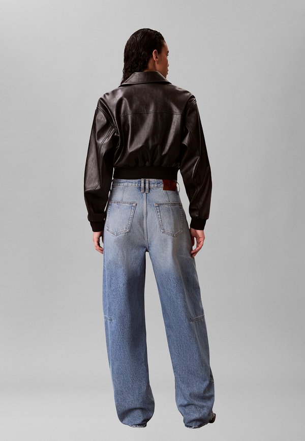 Calvin Klein Jeans BARREL