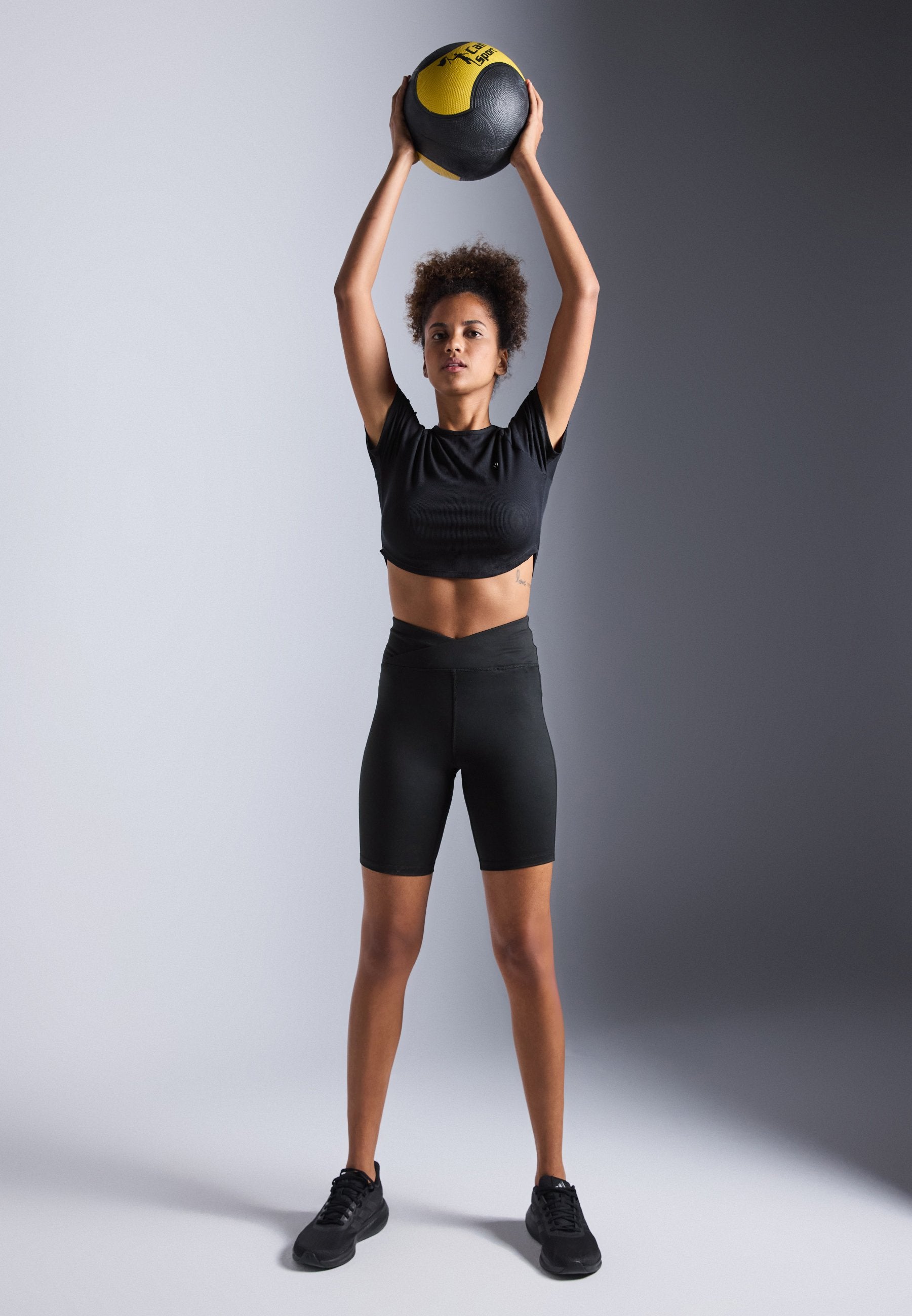 Even&Odd active ESSENTIAL CROPPED FINE RIB T SHIRT