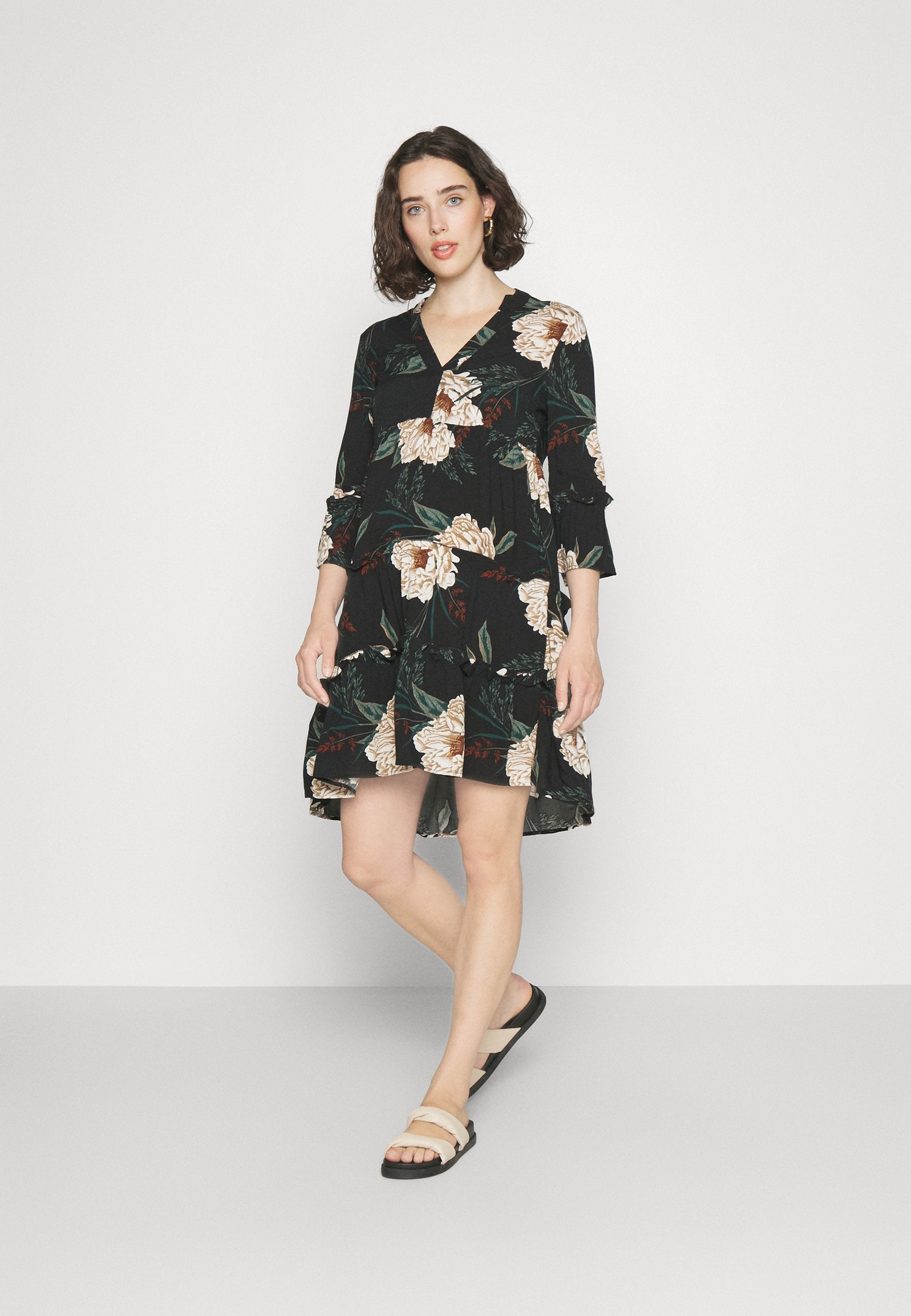 Vero Moda Maternity VMMEASY 3/4 SHORT DRESS