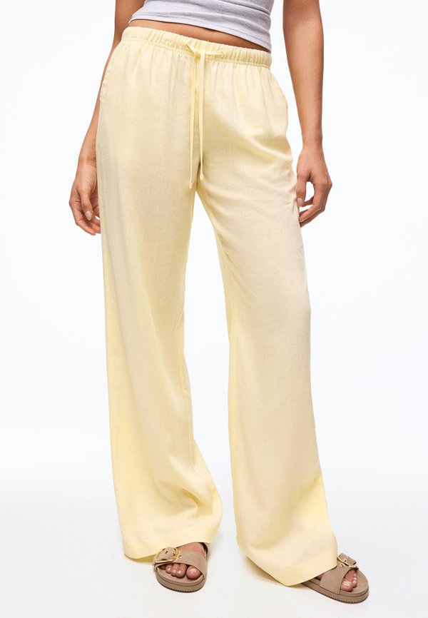 Bershka Trousers - yellow