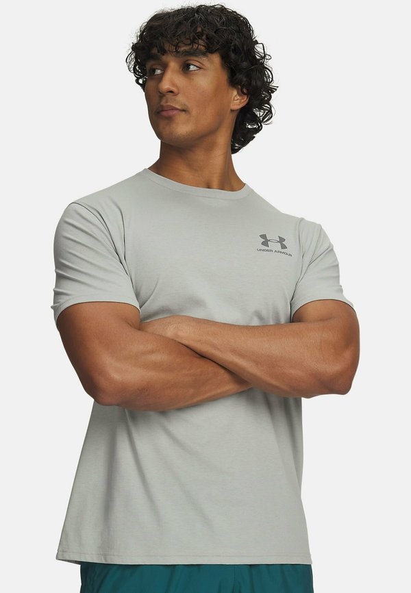 Under Armour LEFT CHEST LOGO - Sports T-shirt - titanium