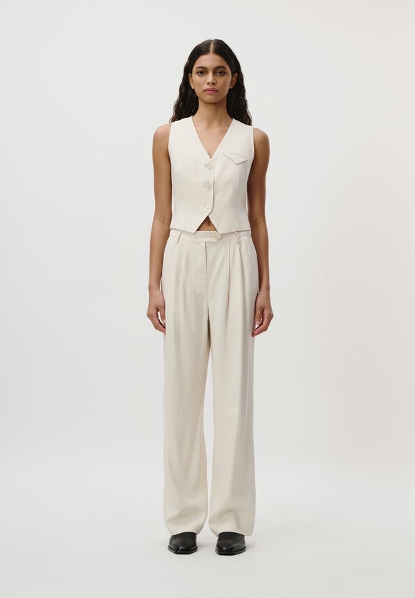 LeGer by Lena Gercke EDINA