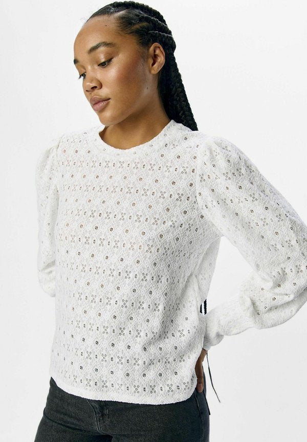 Object OBJLAILA L/S RE TOP NOOS
