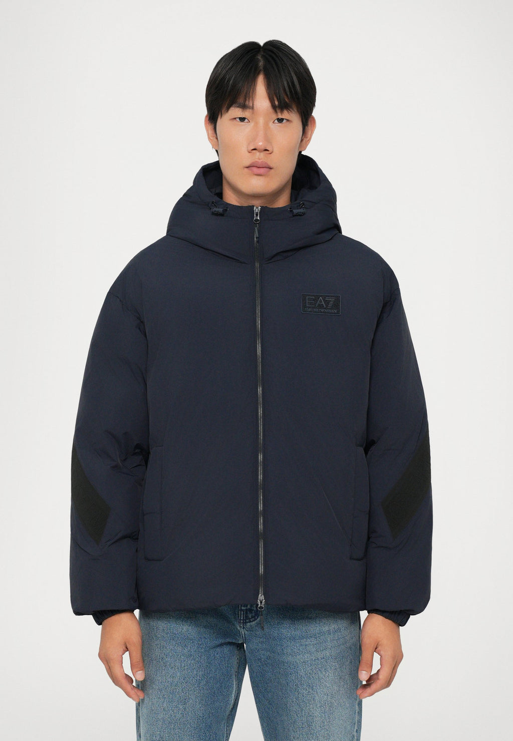 MOUNTAIN HOODED JACKET LOGO Media 3