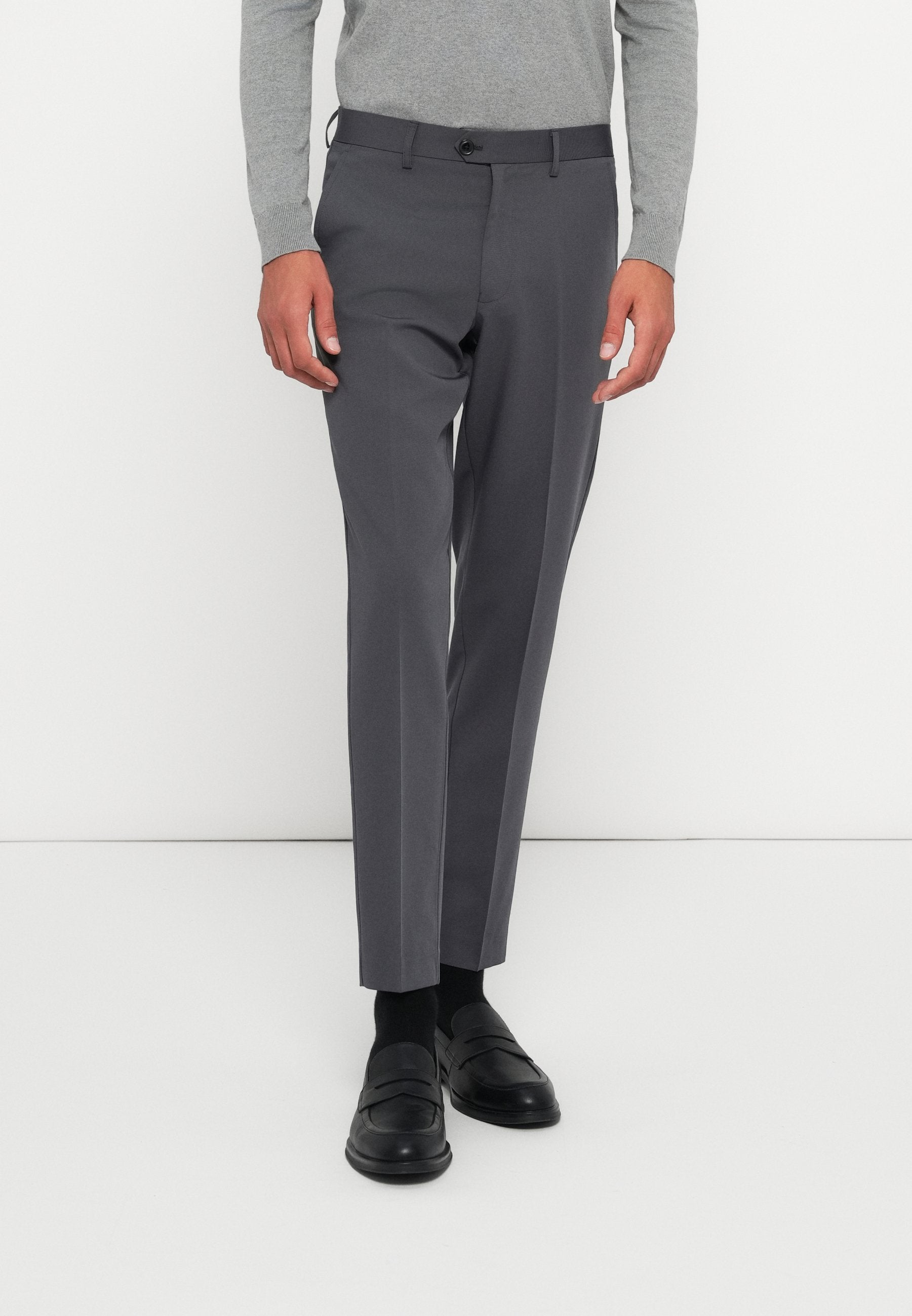 CLUB PANTS Media 3